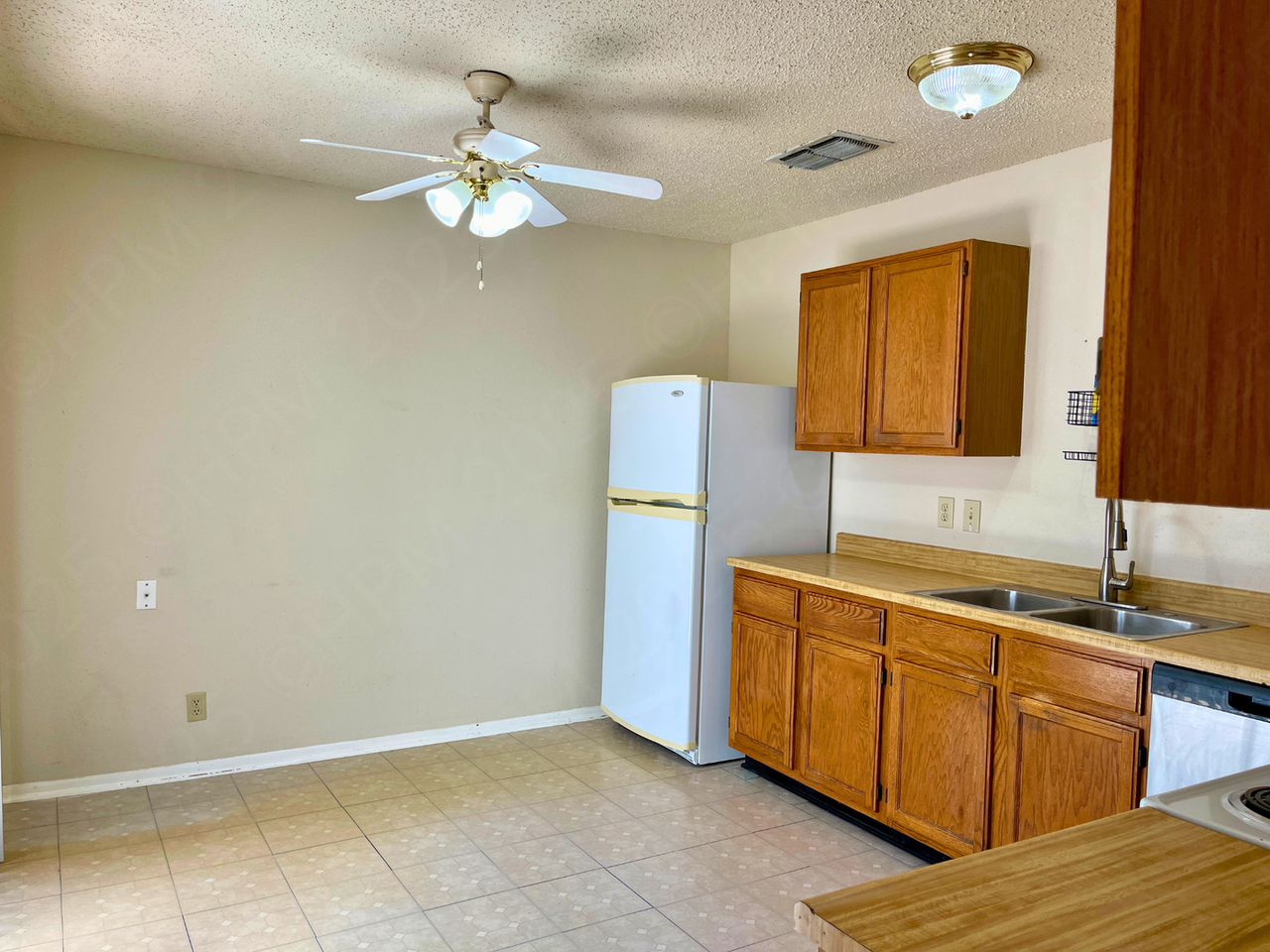 9930 Amber Field Drive - Photo 7 of 15