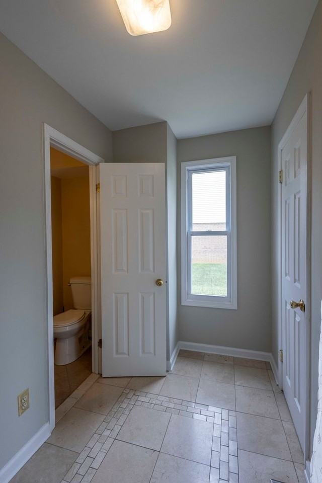 9966 Shoshone Way - Photo 4 of 45
