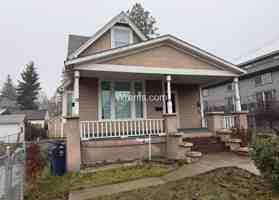 featured image of 1118 East 8th Avenue