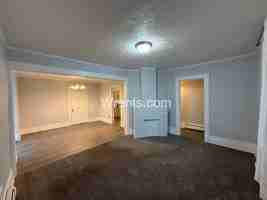 featured image of 1118 E 8th Ave