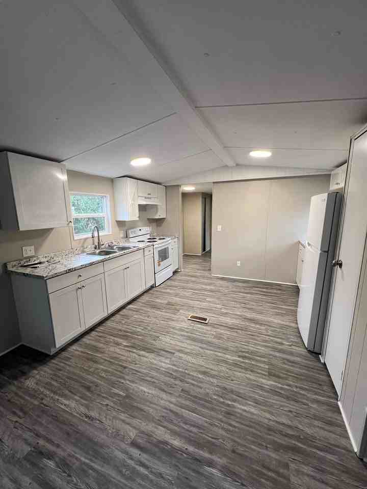 2004 Kimmac Ln - Photo 3 of 13