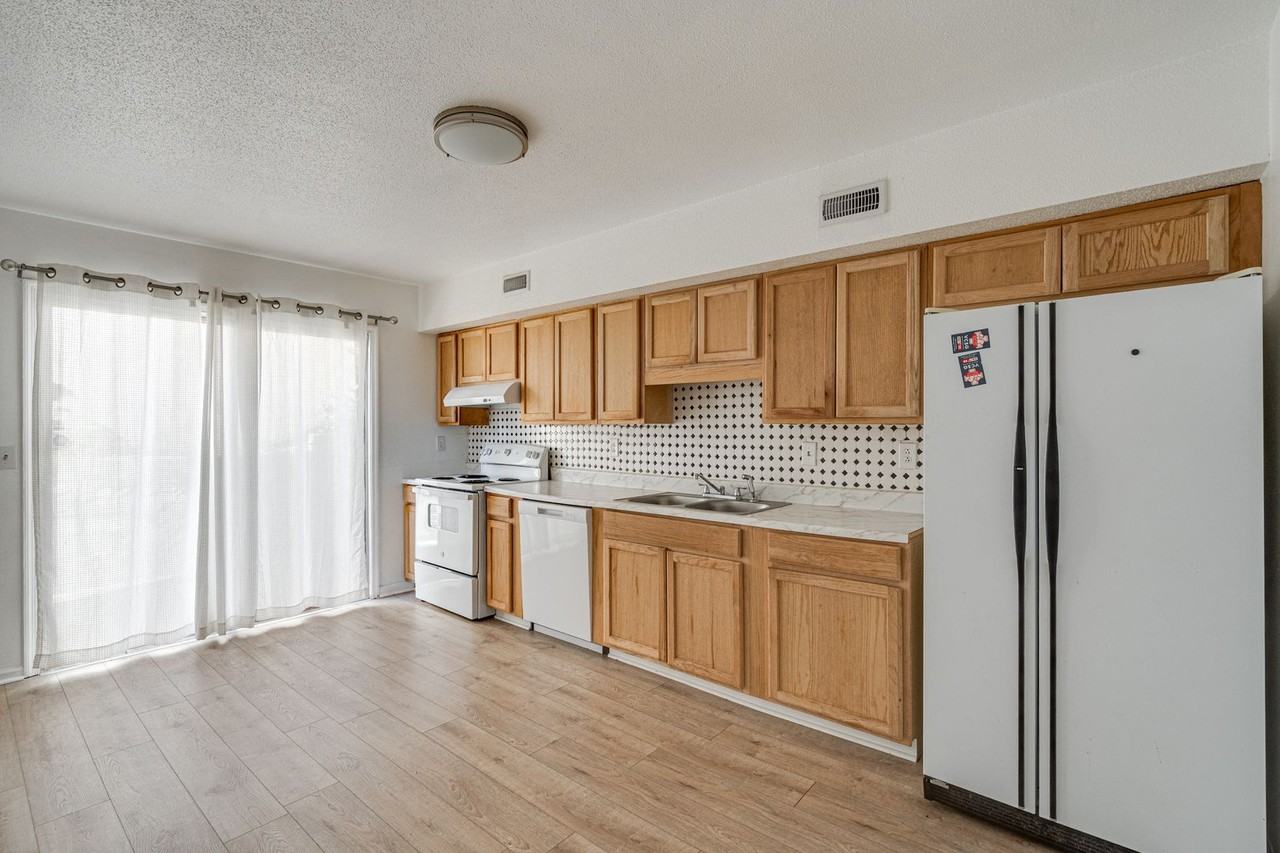 732 Marley Way - Photo 7 of 16