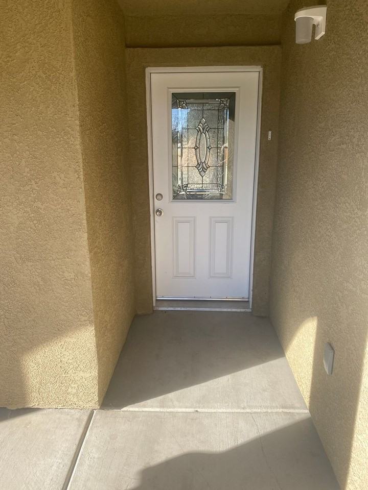 409 East 9th Street - Photo 3 of 19