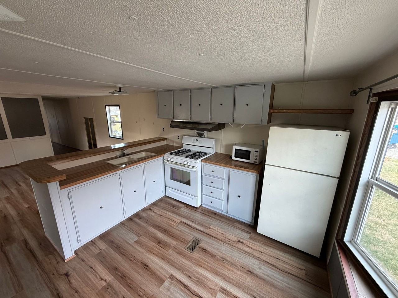 108 Hideaway Lane - Photo 5 of 24