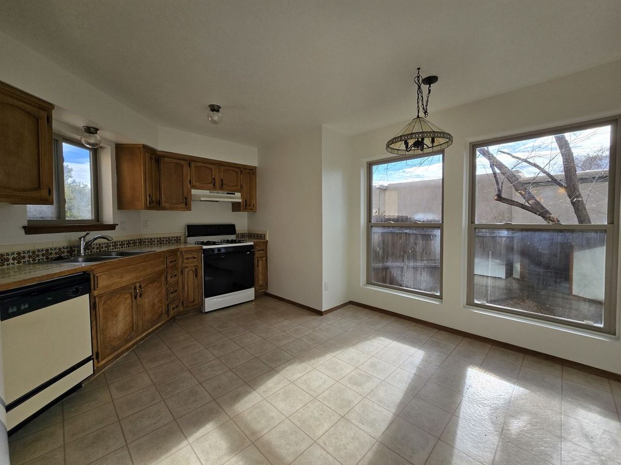 157 Calle Don Jose - Photo 5 of 19