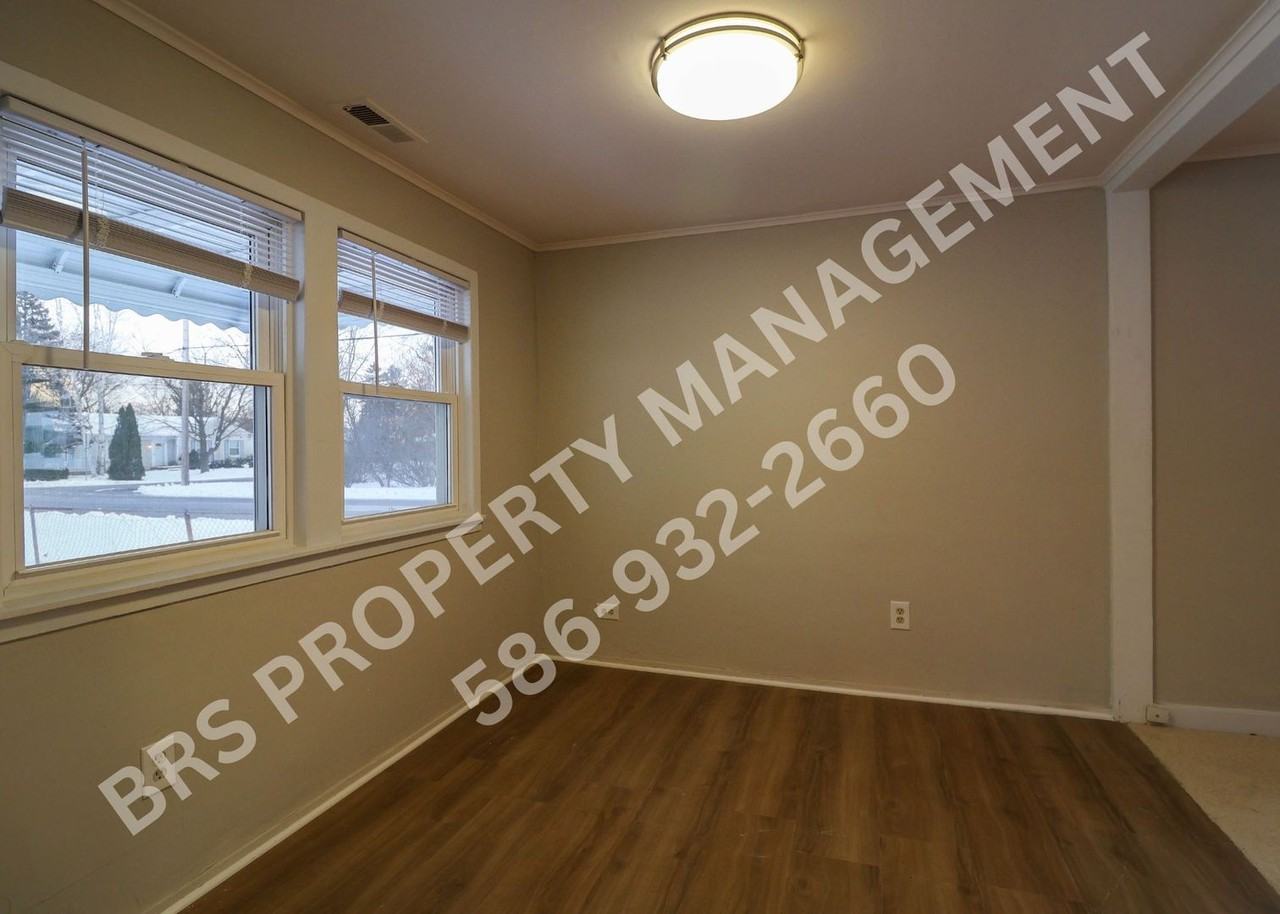 3244 Melvin Avenue - Photo 6 of 13