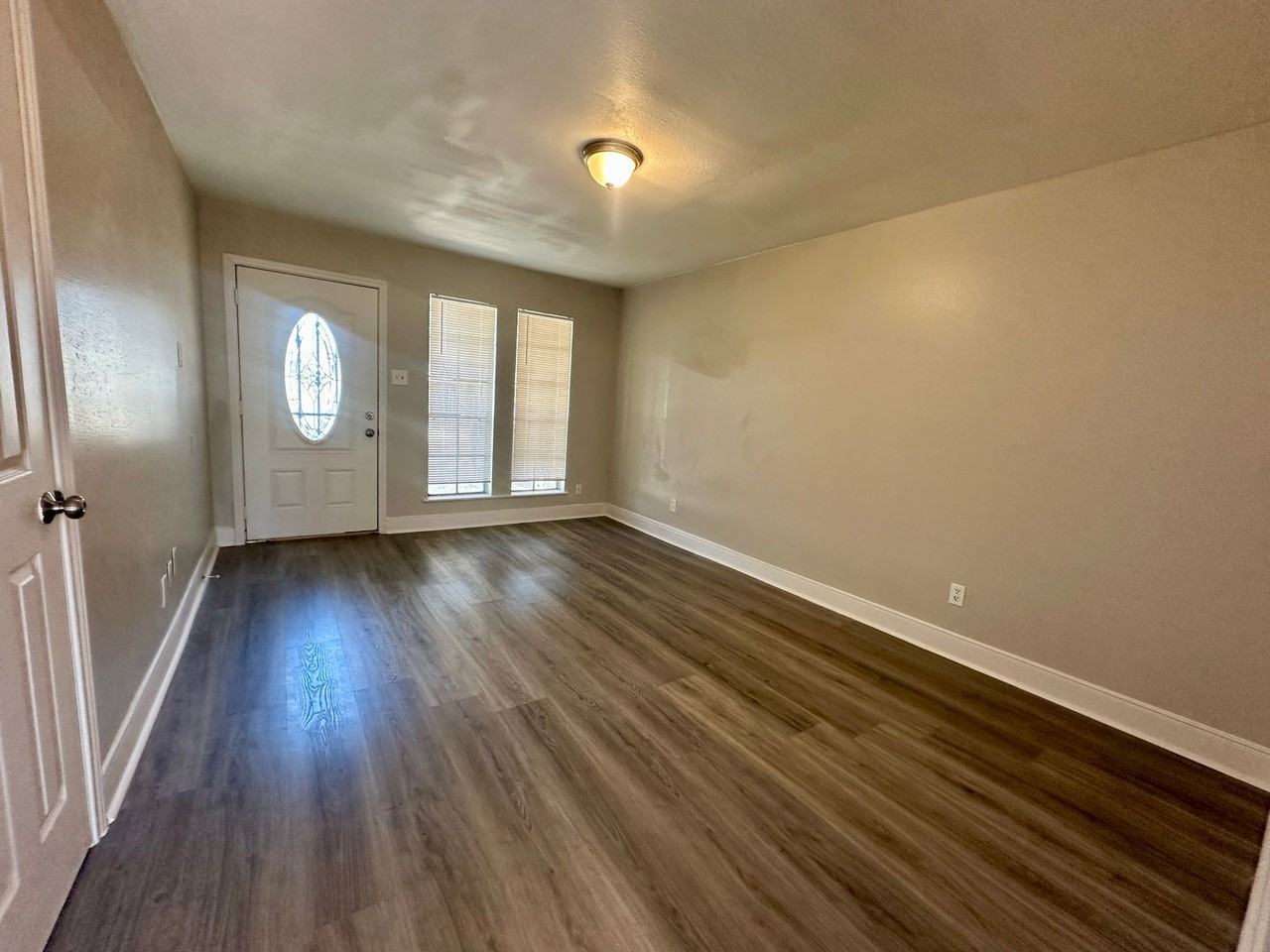 9834 Denning Drive - Photo 5 of 21