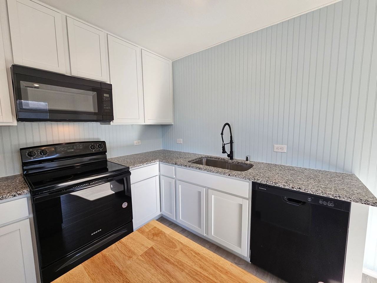6847 Coulter Drive - Photo 2 of 28