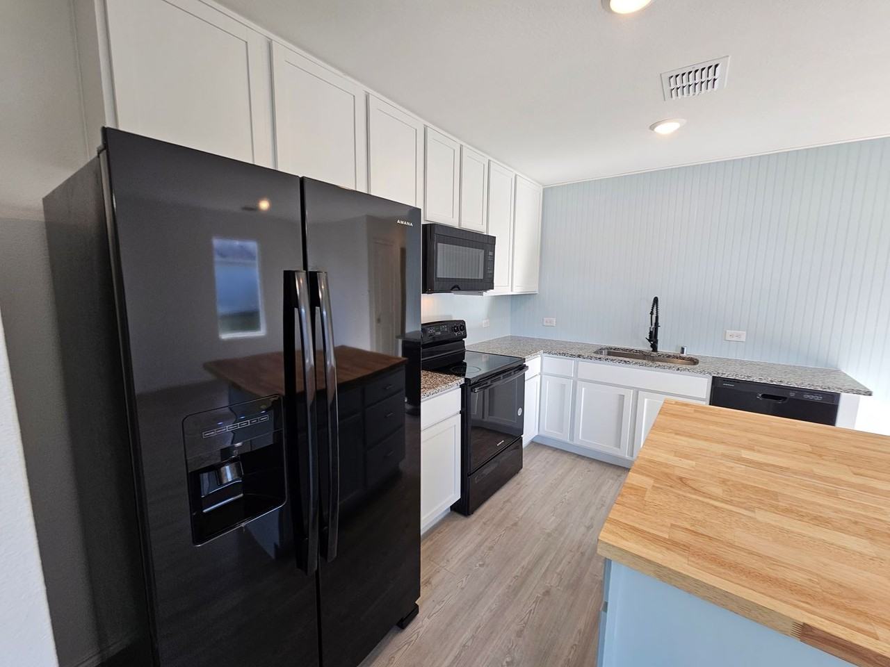 6847 Coulter Drive - Photo 3 of 28