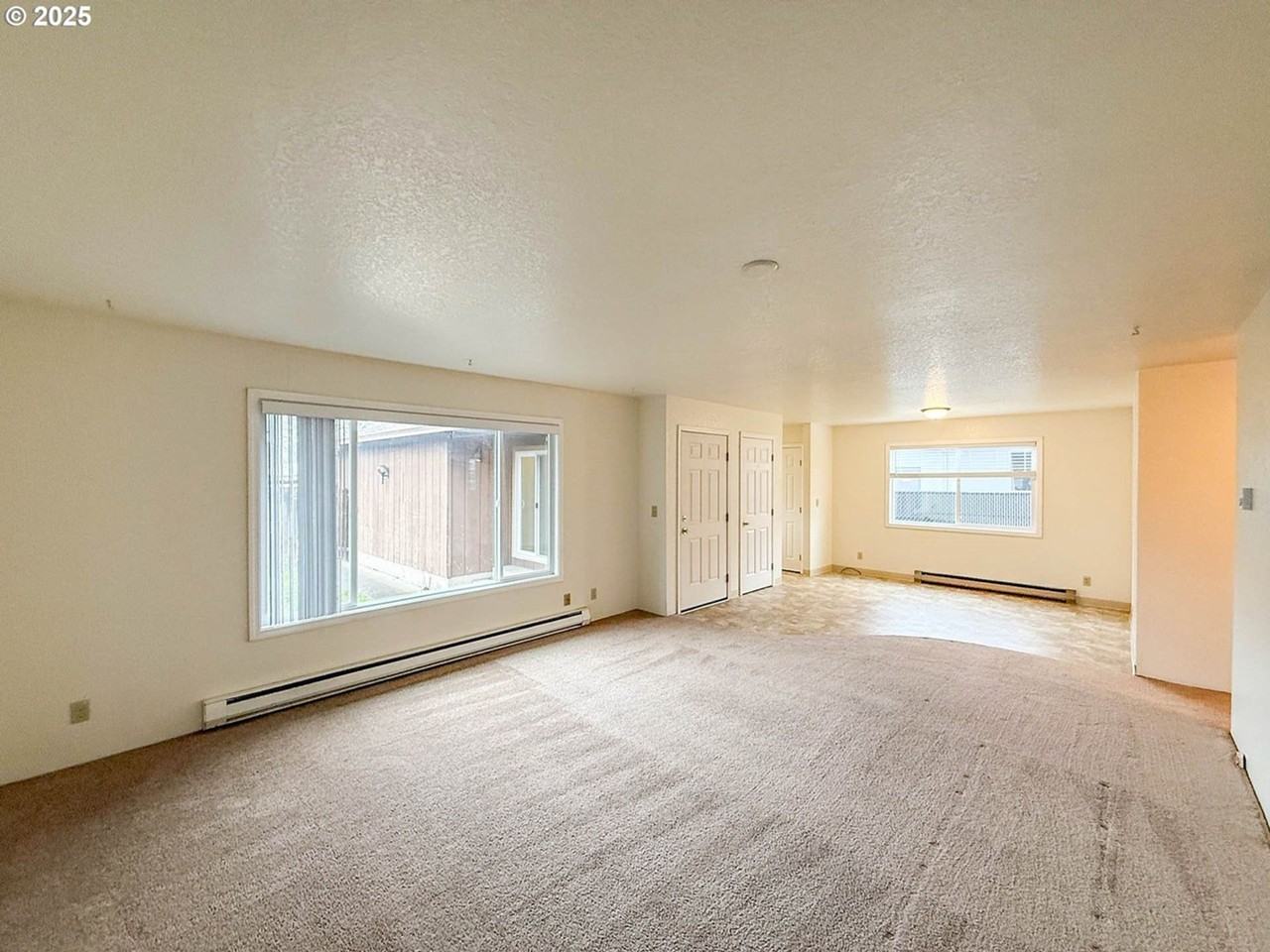 PP-0000 | 1927 & 1929 Green Ave - Photo 2 of 12