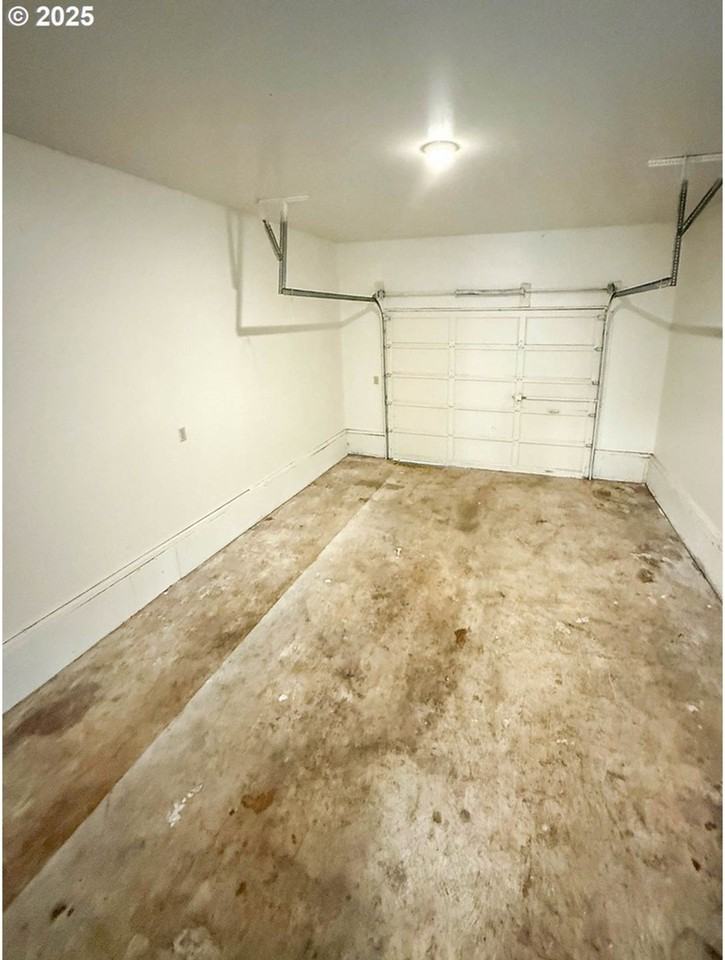 PP-0000 | 1927 & 1929 Green Ave - Photo 5 of 12