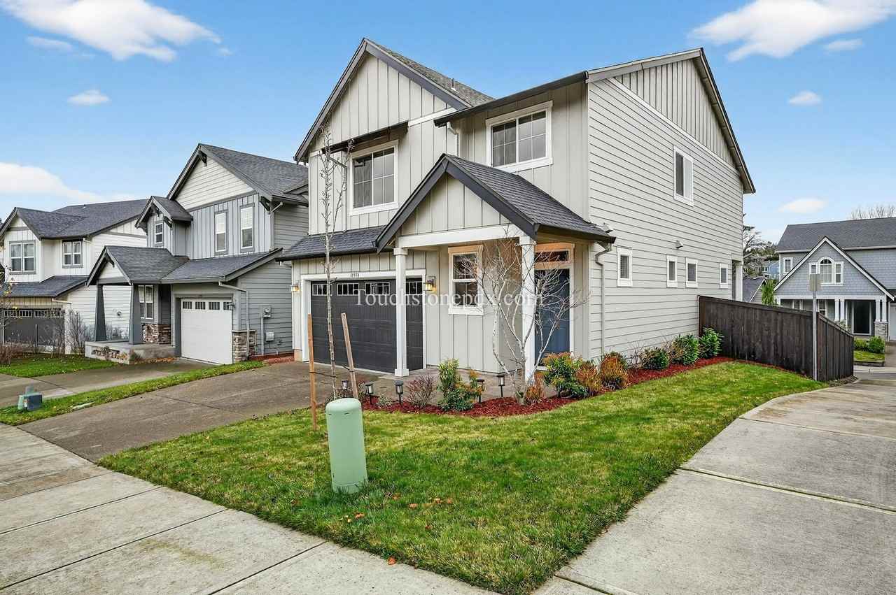 11333 Southeast Courteous Court - Photo 3 of 49