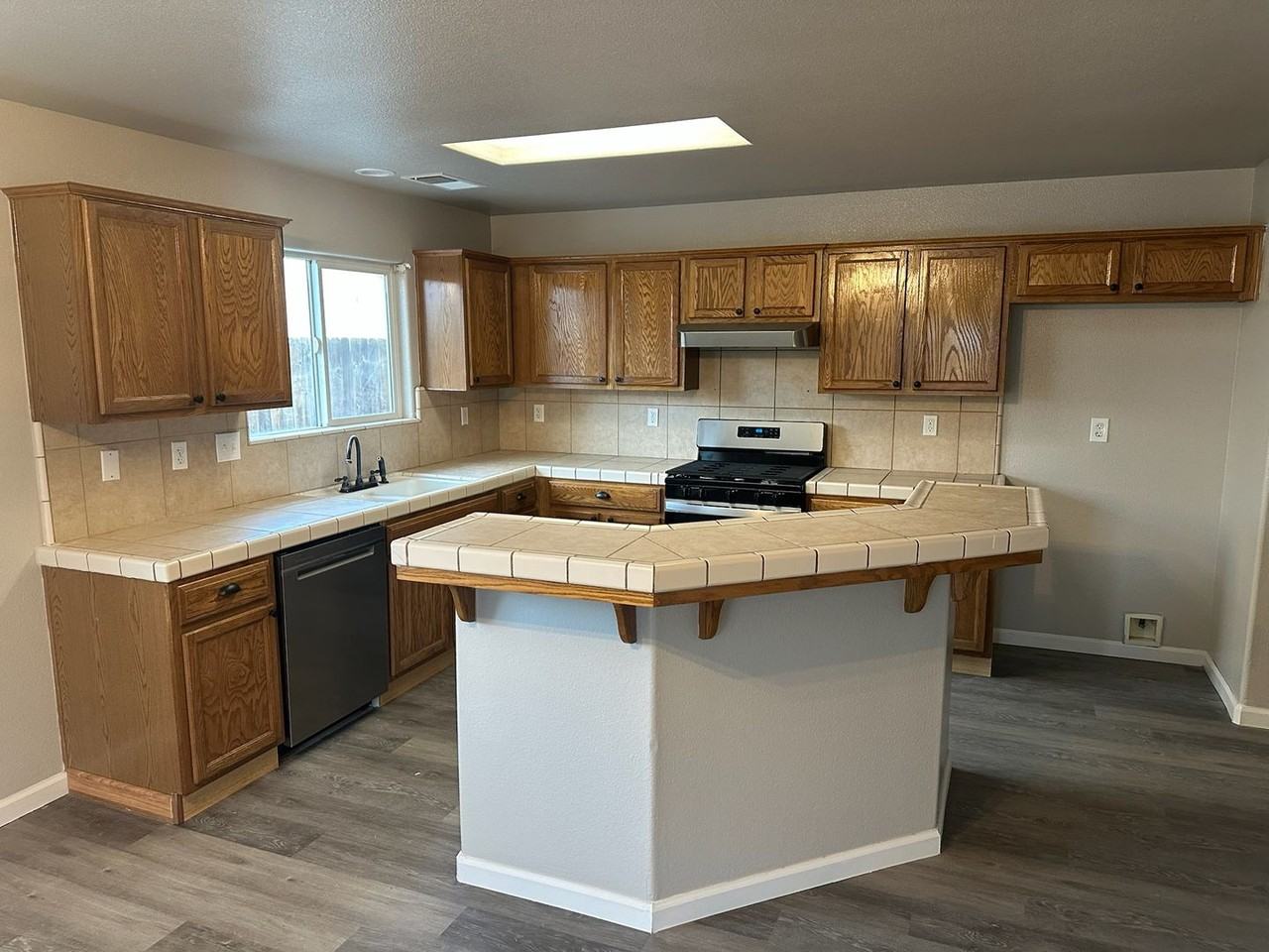 4106 West Prospect Avenue - Photo 5 of 19