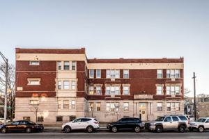 featured image of 5959 W Midway Park