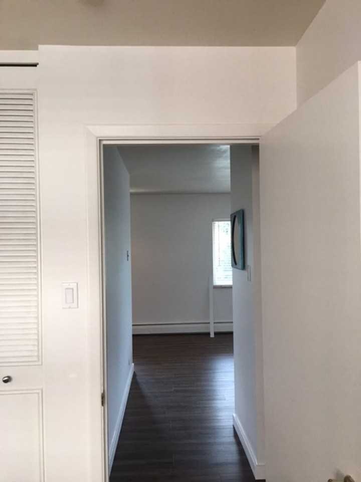 830 20th St #302 - Photo 4 of 23