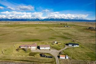 57012 Montana Hwy 212 - Photo 1 of 1