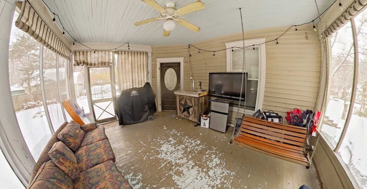 423 Denison Avenue - Photo 7 of 20