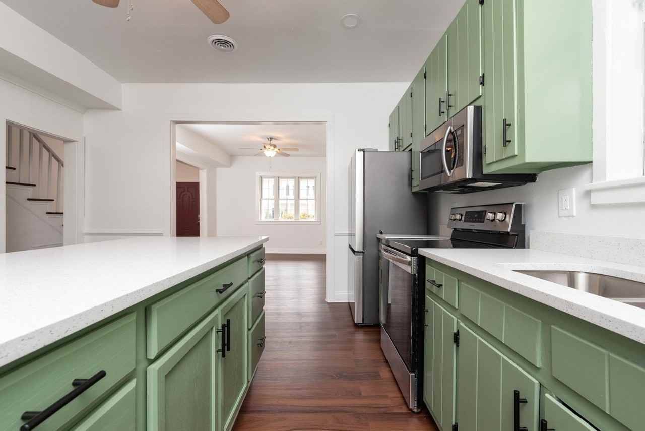 1218 North 27th Street - Photo 4 of 14