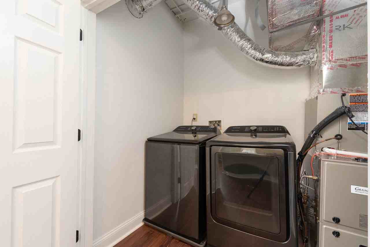 1218 North 27th Street - Photo 5 of 14