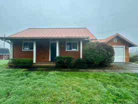 4645 Northeast Elliott Circle - Photo 1 of 1