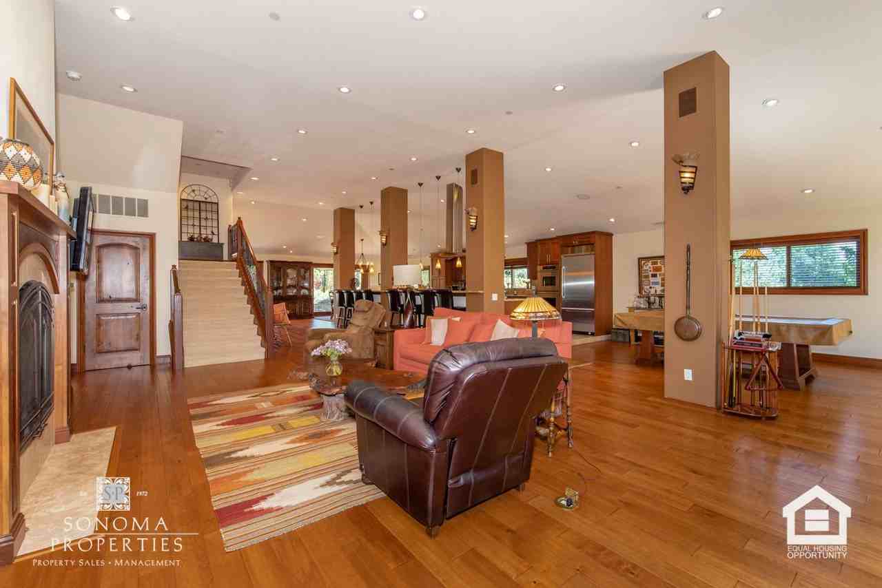 15083 Trestle Glen Drive - Photo 3 of 26