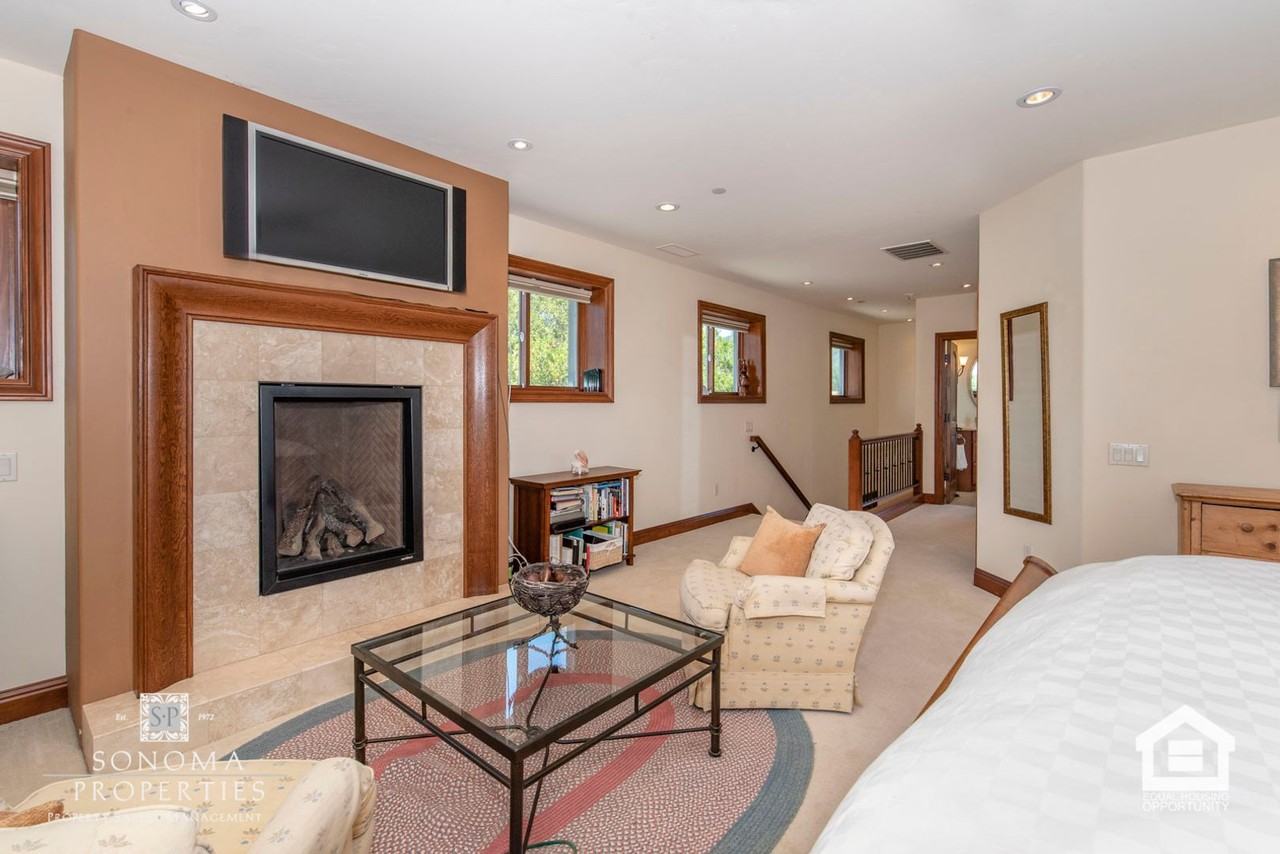 15083 Trestle Glen Drive - Photo 6 of 26