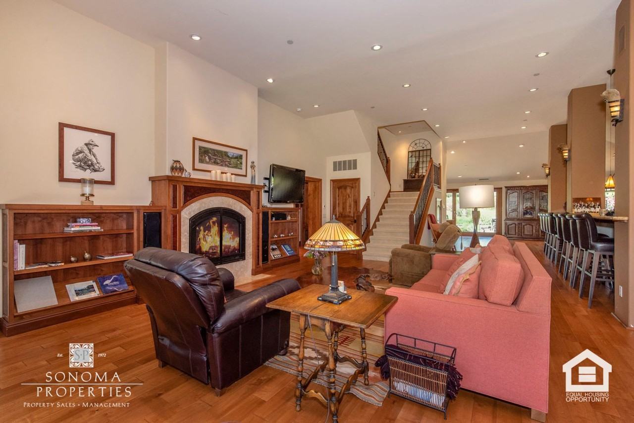 15089 Trestle Glen Dr - Photo 7 of 32