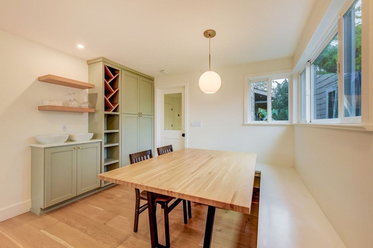 10829 Marine View Drive Southwest - Photo 7 of 30