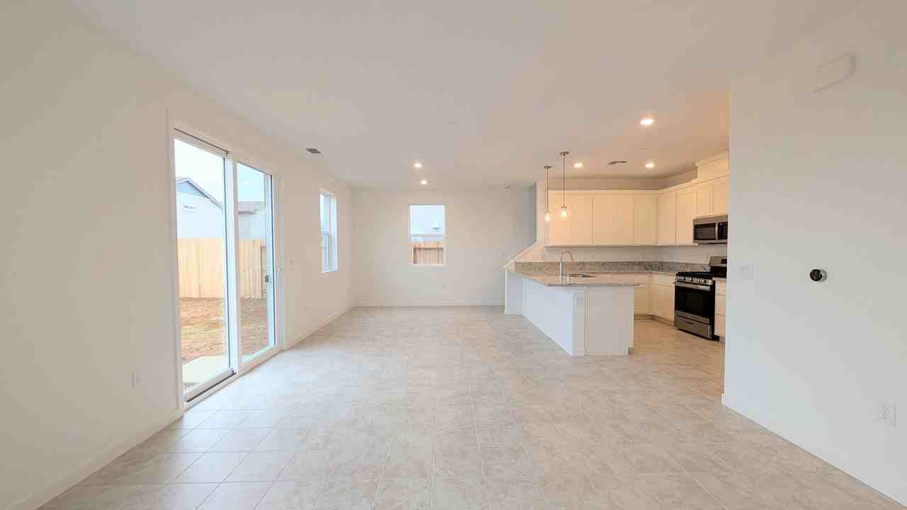 7731 Deer Mouse Way - Photo 2 of 33