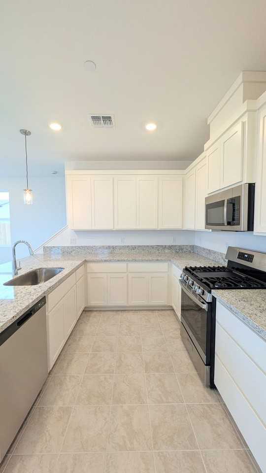 7731 Deer Mouse Way - Photo 6 of 33