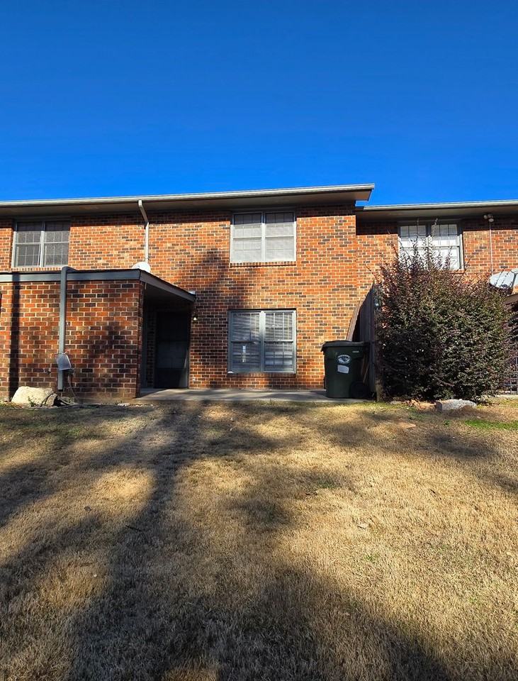 1959 Meadowbrook Circle Northwest - Photo 2 of 26