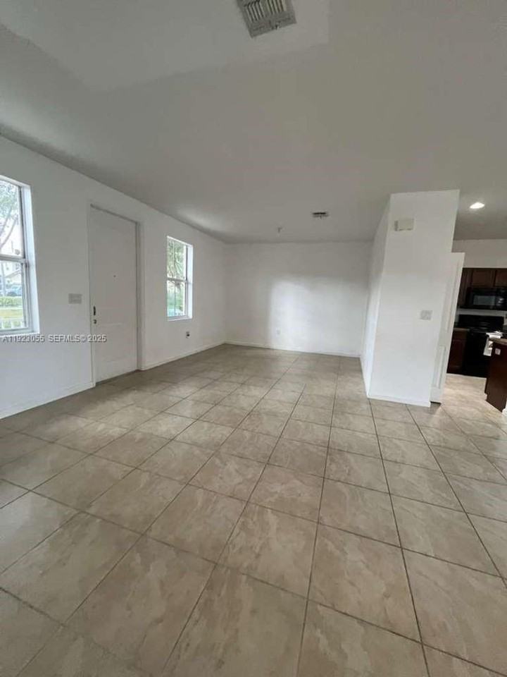 11665 Southwest 244th Street - Photo 3 of 14