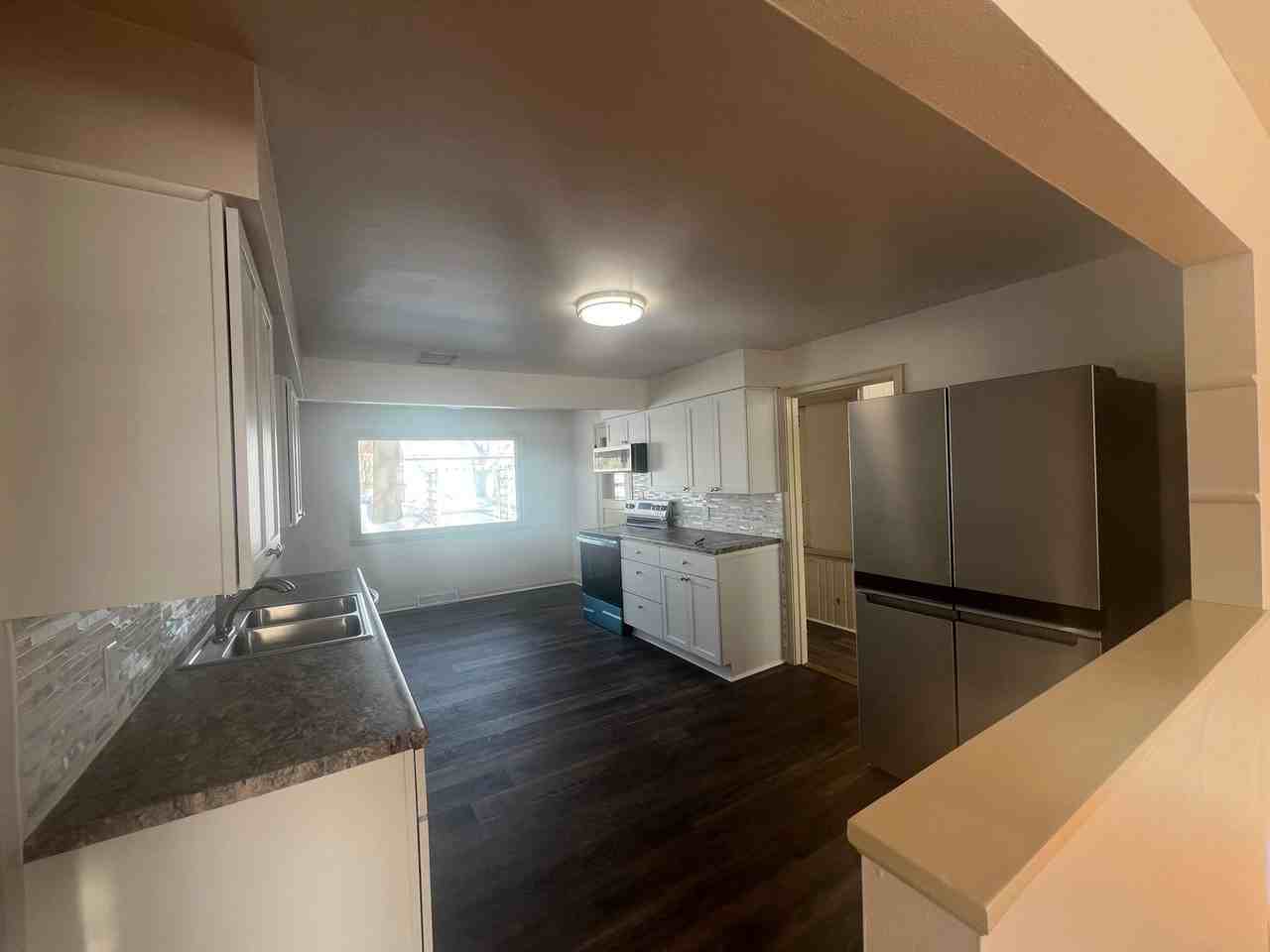 2102 Wegner Street - Photo 7 of 40