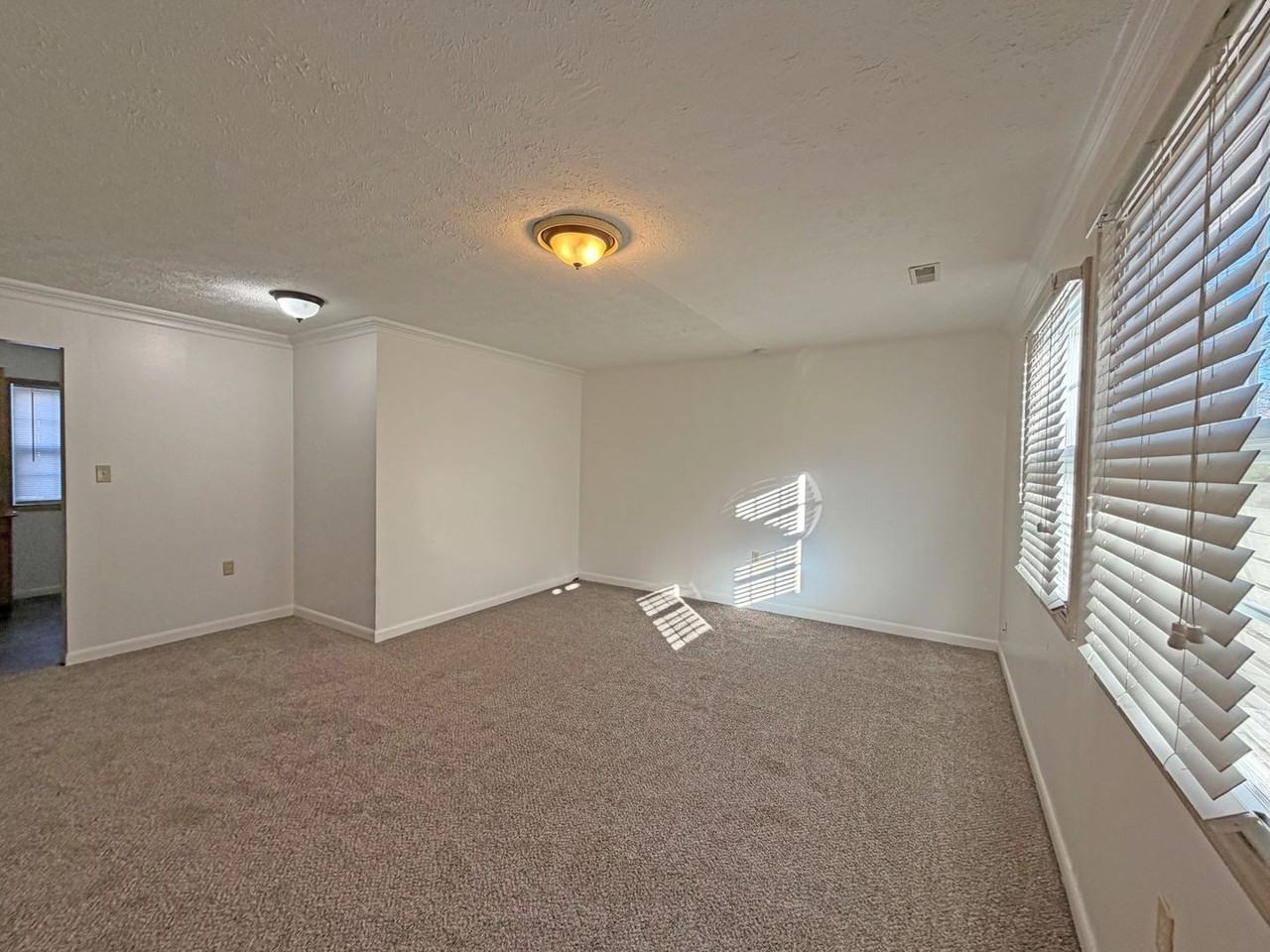 1951 South Virginia Avenue - Photo 5 of 20