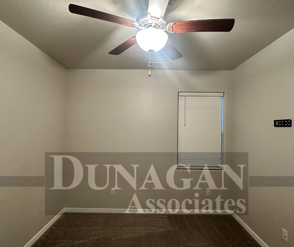 3812 Honeysuckle Drive - Photo 3 of 11