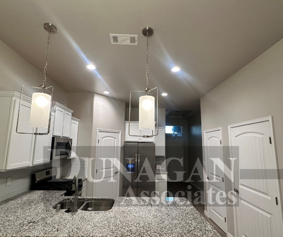 3812 Honeysuckle Drive - Photo 6 of 11