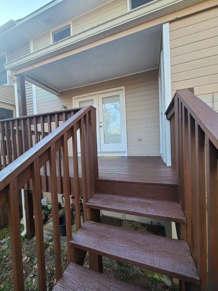 5004 Falling Creek Ln - Photo 6 of 32