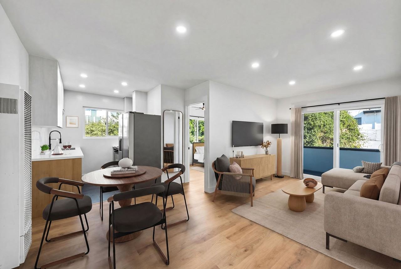 5642 Lexington Ave - Photo 2 of 17