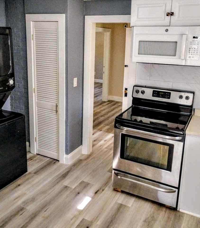 159 Michigan Ave - Photo 5 of 25