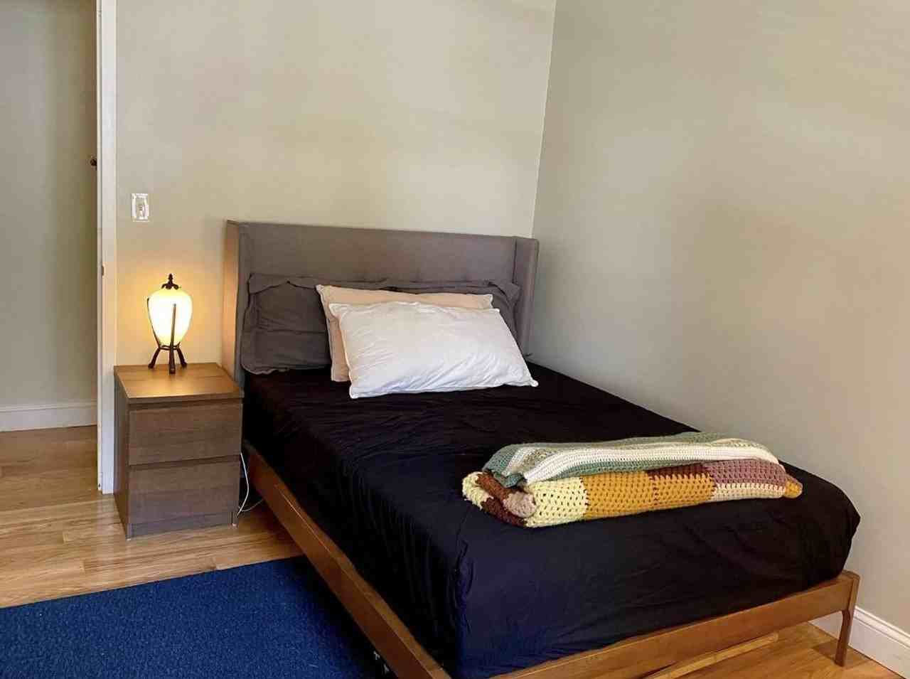 125 Trapelo Road - Photo 4 of 10