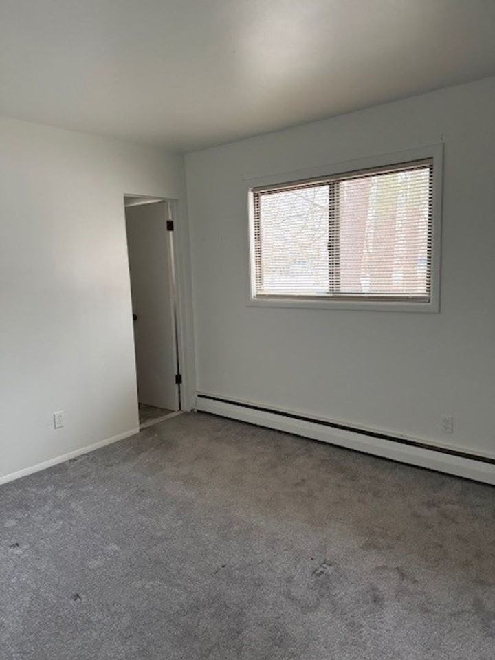 Collegeview Apartments - Photo 3 of 4