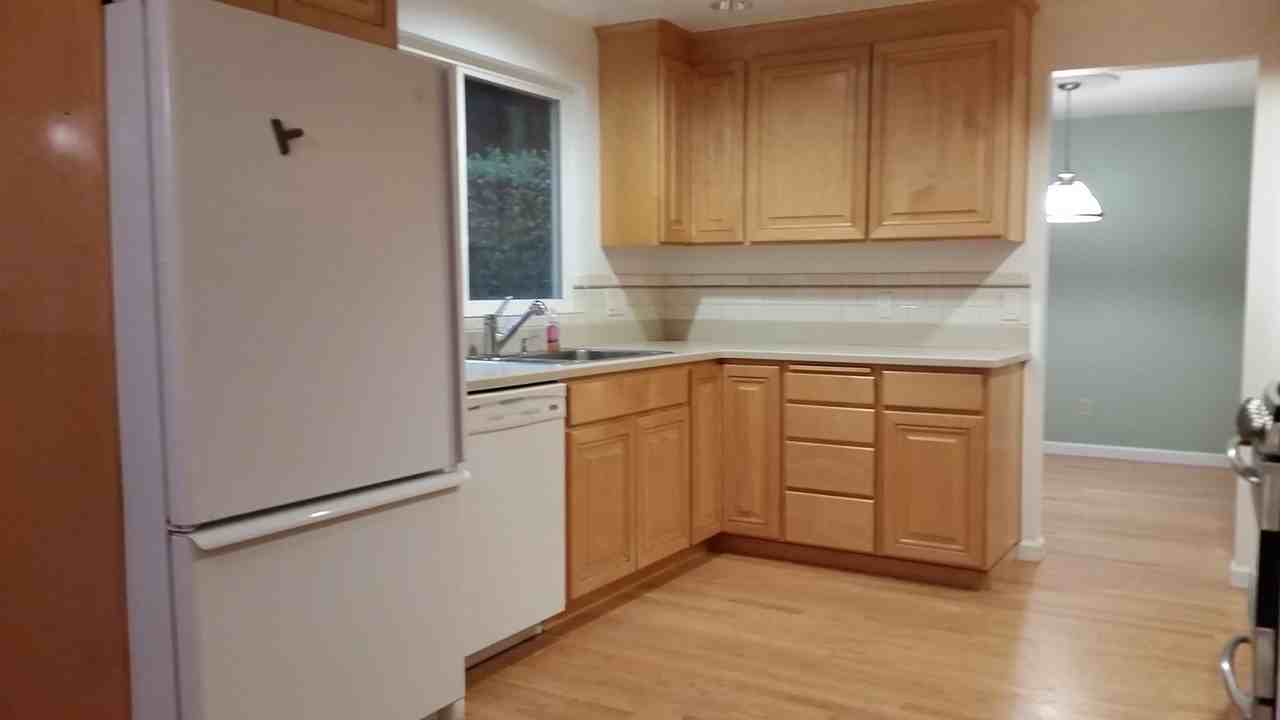 16640 Southeast 17th Street - Photo 5 of 17