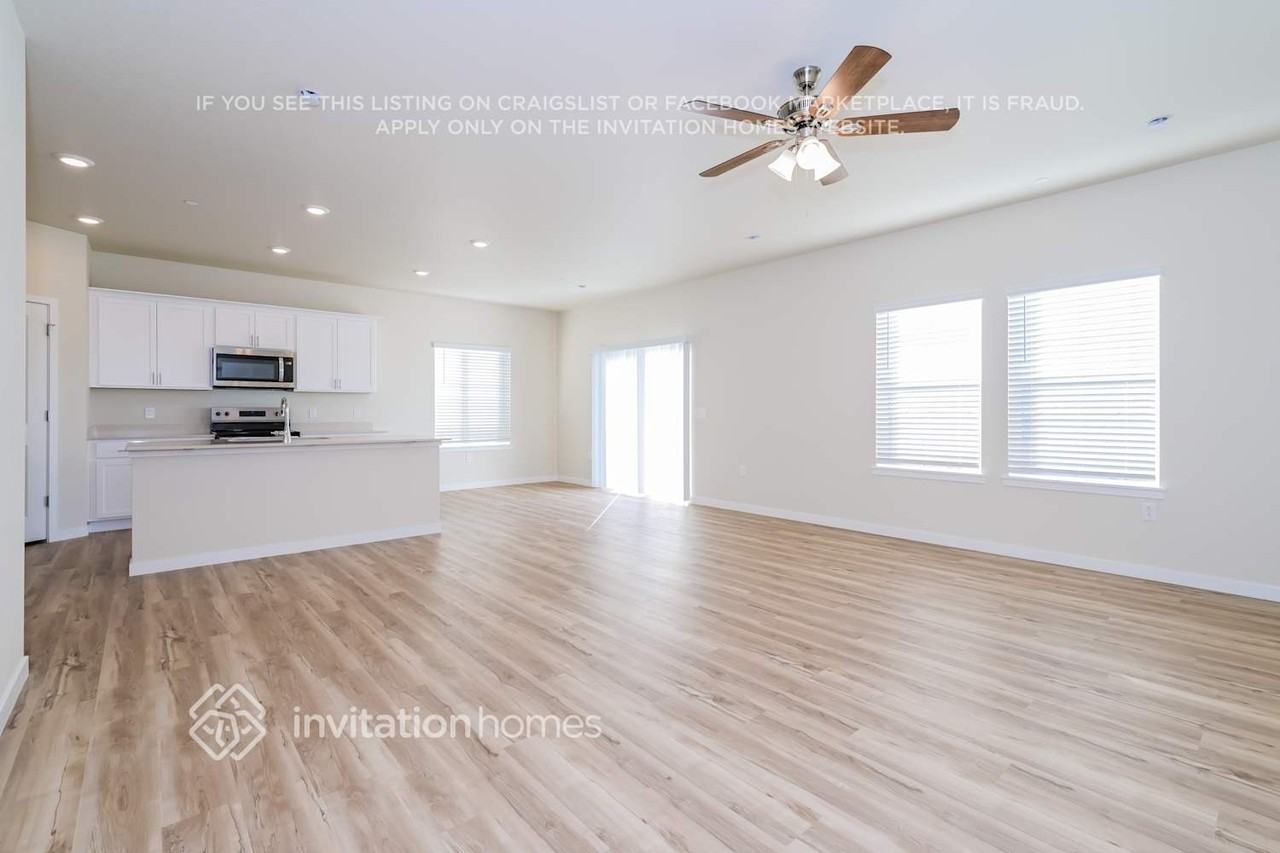 19058 East 94th Place - Photo 5 of 18