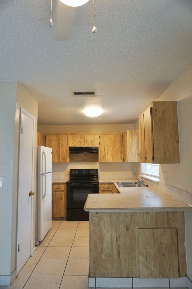 817 Whisper Lake Court - Photo 7 of 23