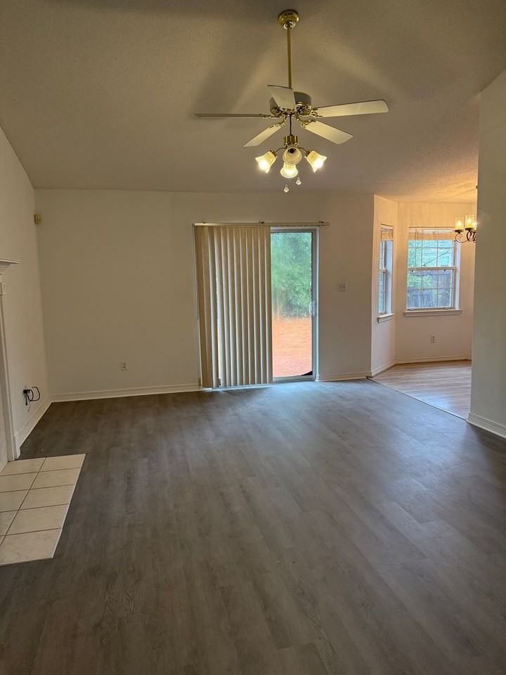 2678 Hidden Estates Circle - Photo 4 of 18