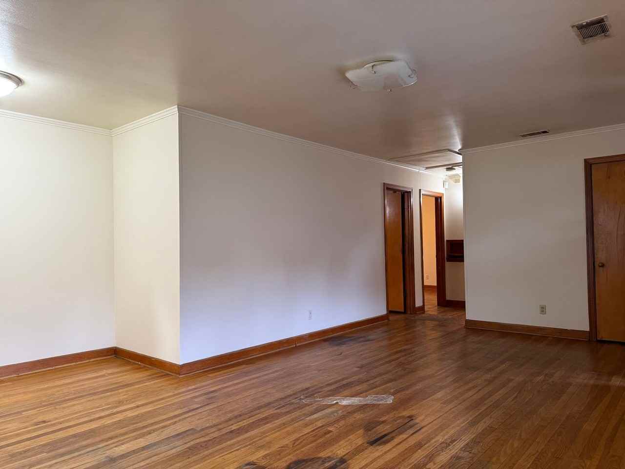 1914 South Van Buren Street - Photo 5 of 20