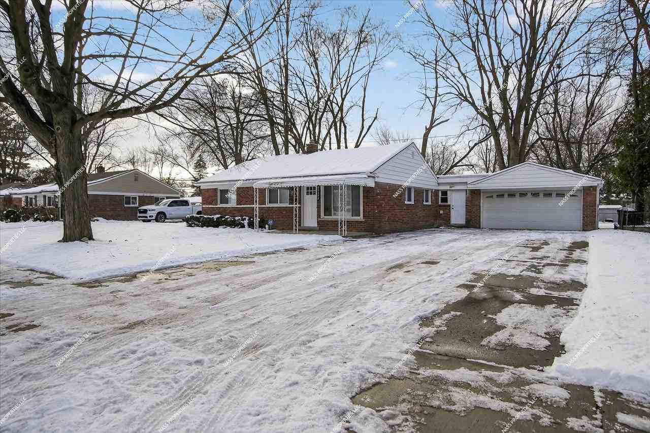 28555 Stuart Avenue - Photo 2 of 28