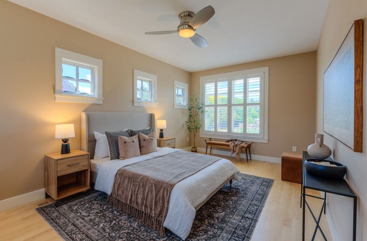 1028 Katy Lane - Photo 6 of 31