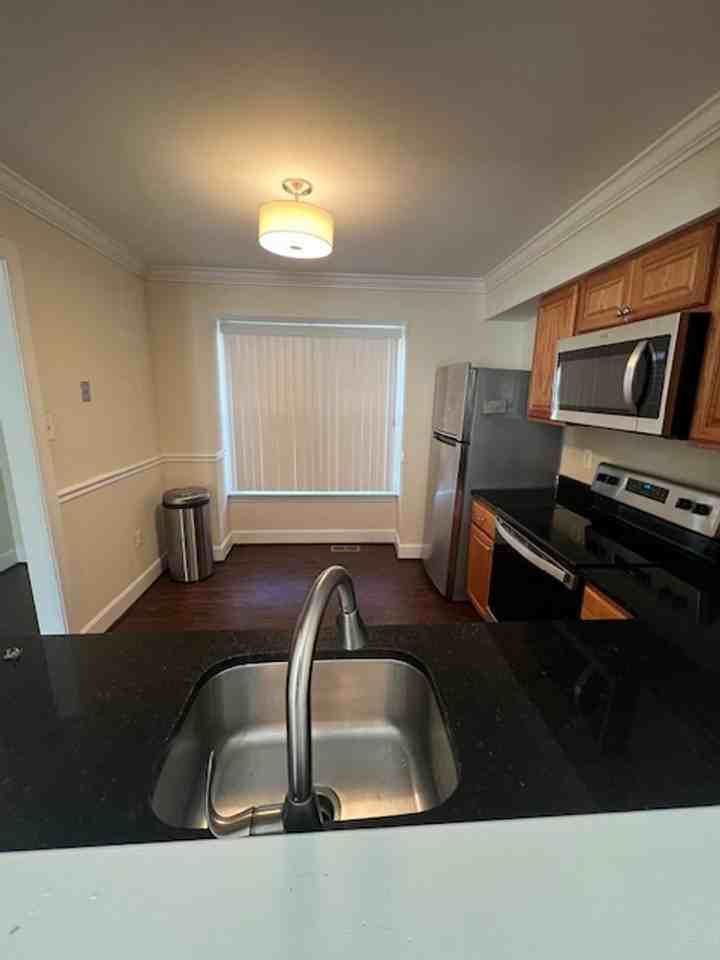 12102 Birdseye Terrace - Photo 6 of 15