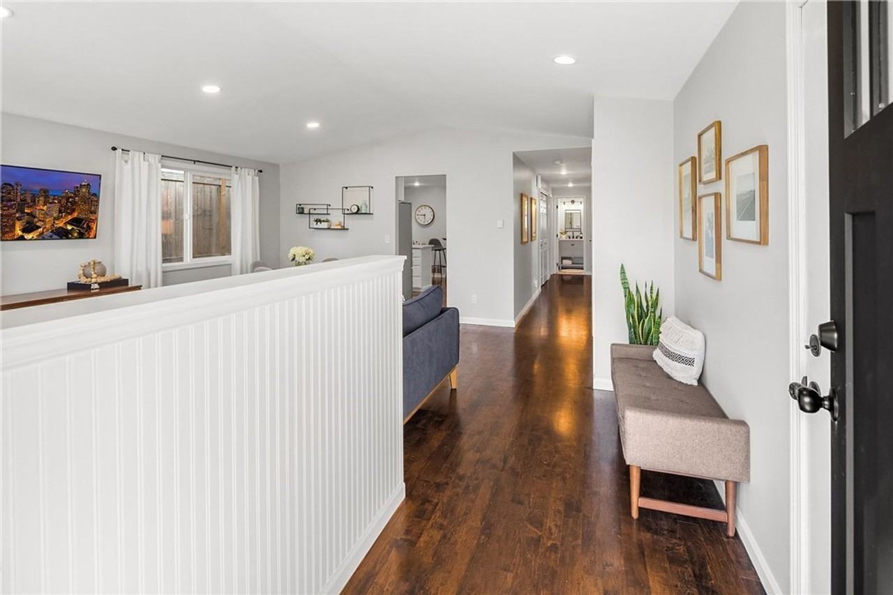 910 North 101st Street - Photo 2 of 26